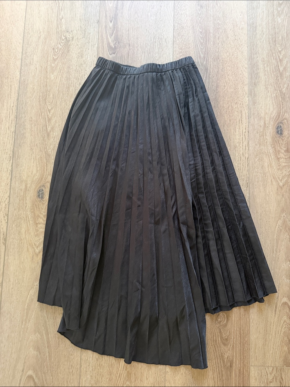 DKNY Black Pleated Midi Skirt